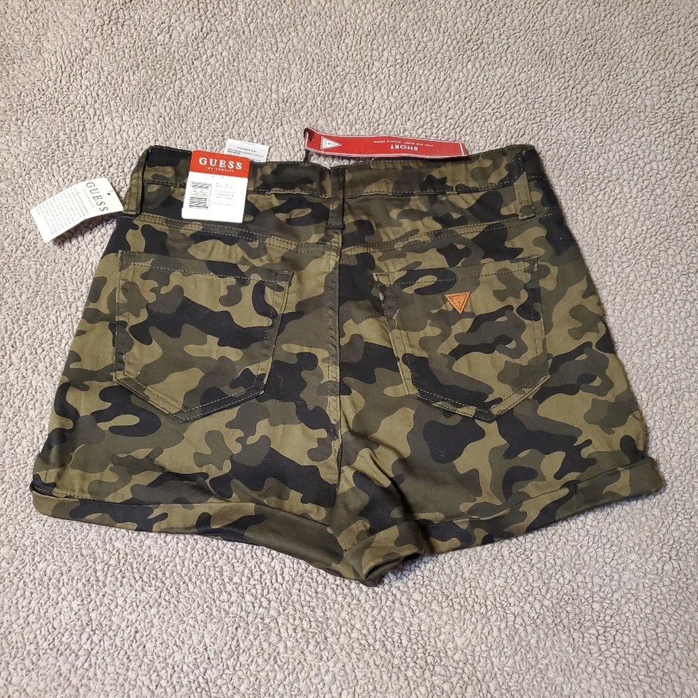 Guess Clementine HR Cuffed Stretch Shorts Brooks Camouflage Juniors Sz 32 NWT